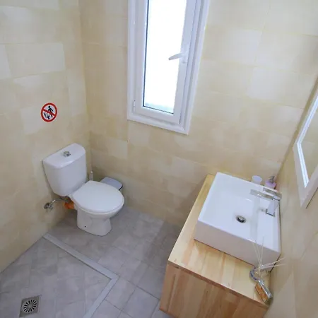 Aparthotel Nefeli's *