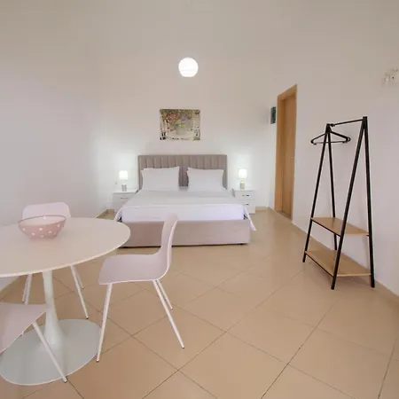 Nefeli's Apart-hotel