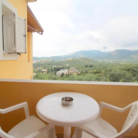 Hotel apartamentowy Nefeli's 4*