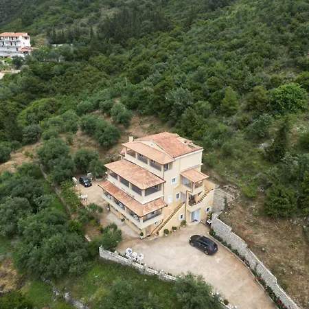 Апарт-отель Nefeli's Химара